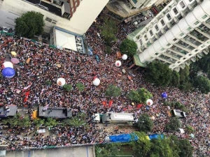 Manifestação em São paulo, na terça-feira,  dia 27 de março, quando o governo anunciou a suspensão da tramitação