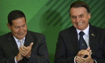 O vice Hamilton Mourão e o presidente Jair Bolsonaro, pouco após a eleição de 2018