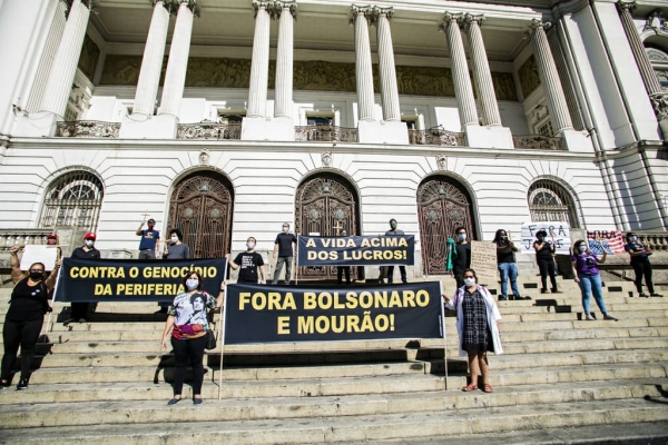Servidores realizam protestos contra as políticas do governo Bolsonaro
