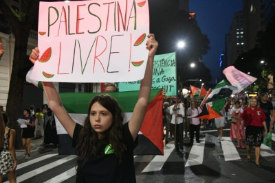 Ato no Rio é solidário ao povo palestino: 'Parem o genocídio que faz Gaza cemitério de crianças'