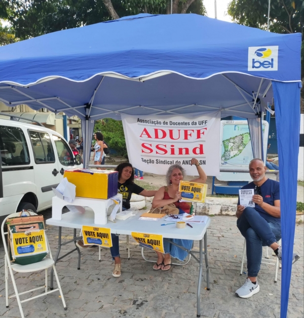 Primeira semana do Plebiscito popular na UFF coletou 207 votos em Niter&oacute;i