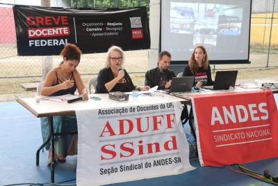 Vídeo: Presidenta da Aduff, Maria Cecília informa como foi a assembleia docente desta quinta (27) na UFF