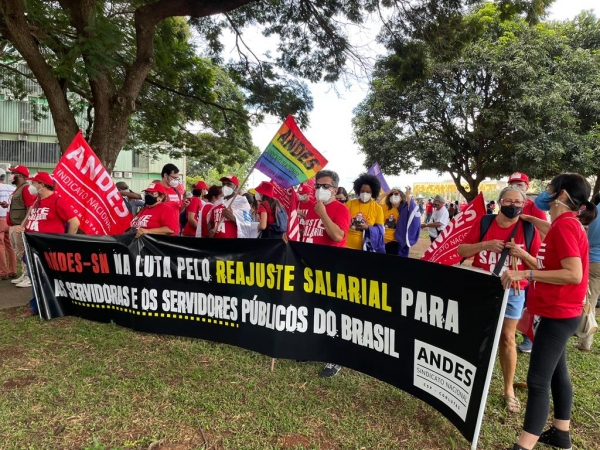 16 de Março | Servidores protestam em Brasília, no Dia Nacional de Mobilização, Paralisações e Manifestações