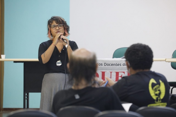 Roda de Conversa antecede assembleia docente na UFF