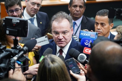 O deputado federal Pablo Valadares, relator da reforma da Previdência, fala a jornalistas sobre o parecer na terça-feira (2) - Pablo Valadares/Agência Câmara