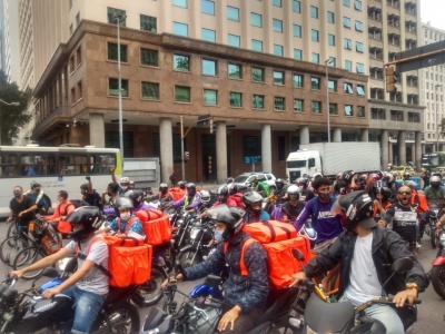 #BrequeDosAPPs: em dia de atos e paralisações, entregadores recebem apoio nas ruas e nas redes