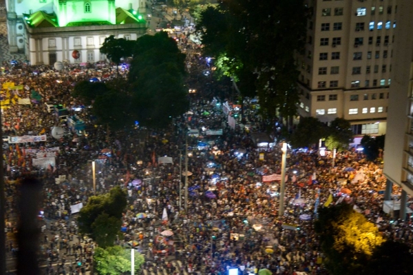 Manifestação no Centro do Rio no 30M