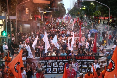 Passeata contra as reformas de Temer, no dia 10, no Rio, véspera da entrada em vigor das mudanças na CLT - Luiz Nabuco