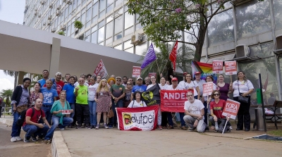 Acima, momento da manifestação dos servidores públicos, que acontece entre 28 e 31 de agosto, durante a Jornada de Lutas em Brasília