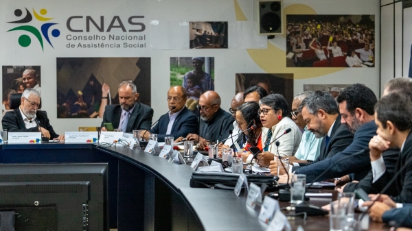 Mesa de negocia&ccedil;&atilde;o, que ocorre na tarde desta quarta (25), em Bras&iacute;lia