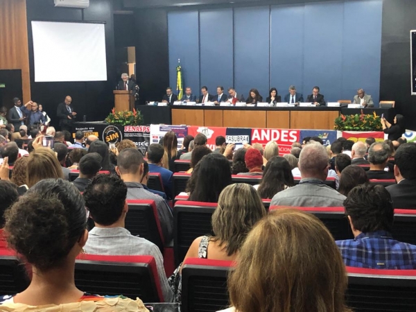 Cerimônia de instalação da mesa de negociação do governo Lula com os servidores e servidoras federais