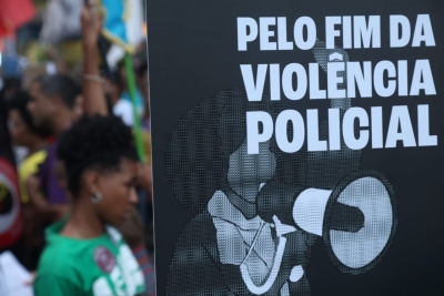 Ato no Rio defende o fim da violência policial contra o povo negro