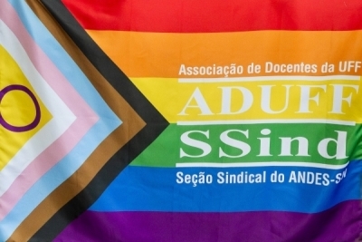 Diretoria da Aduff divulga nota em solidariedade à aluna da UFF vítima de transfobia