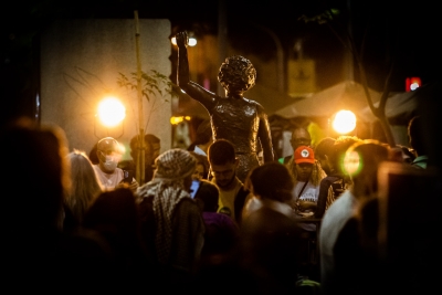 Memória é a semente para novos futuros | Estátua de Marielle é inaugurada no Centro do Rio