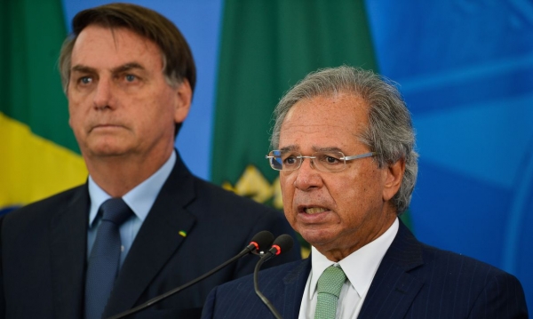 O presidente Jair Bolsonaro e o ministro Paulo Guedes, durante entrevista coletiva