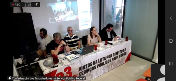 Mesa da Plen&aacute;ria Nacional dos Servidores, em Bras&iacute;lia