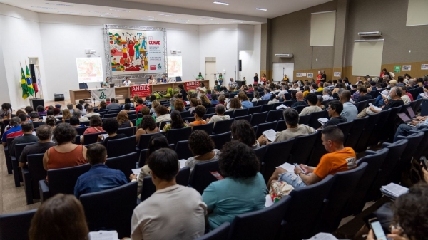 Docentes atualizam planos de lutas do ANDES-SN no &uacute;ltimo dia do 66&deg; Conad